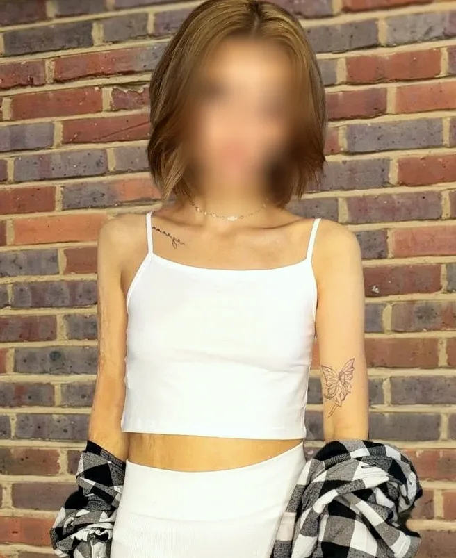 Aina, 28 años
